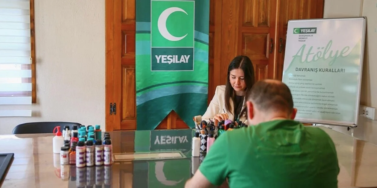 Sanal kumarı bırakıp borçsuz hayata döndü