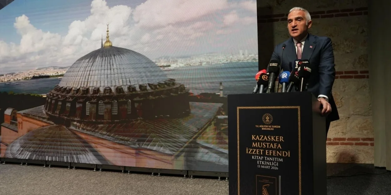 Kazasker Mustafa İzzet Efendi kitabı okurla buluştu