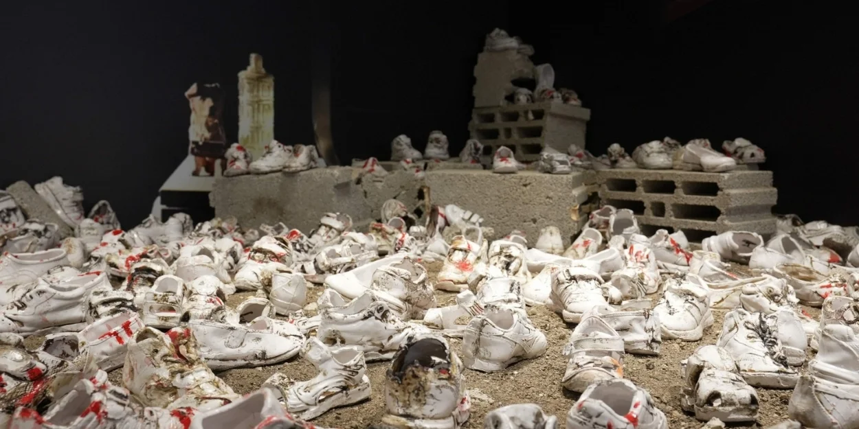 Sessiz Ayakkabılar Sergisi İstanbul’da Açıldı