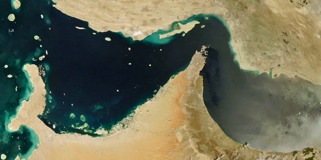 Hürmüz Boğazı’nda gemi trafiği sert biçimde yavaşladı